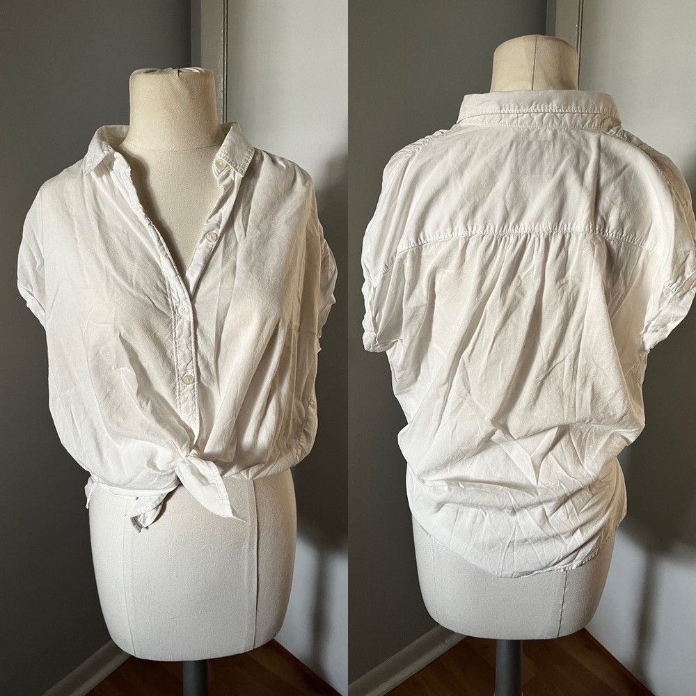 Abercrombie and Fitch front tie shirt